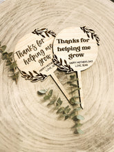 Cargar imagen en el visor de la galería, Mother’s Day Plant Stake
